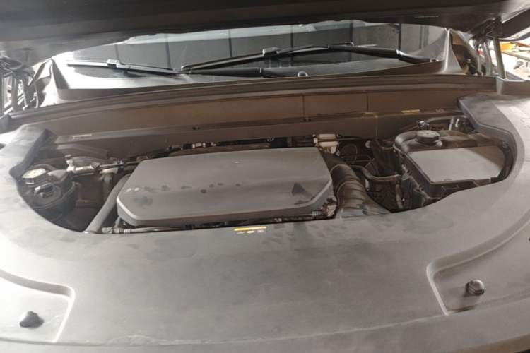 Used Li Auto L7 2023 Pro Model Engine Bay