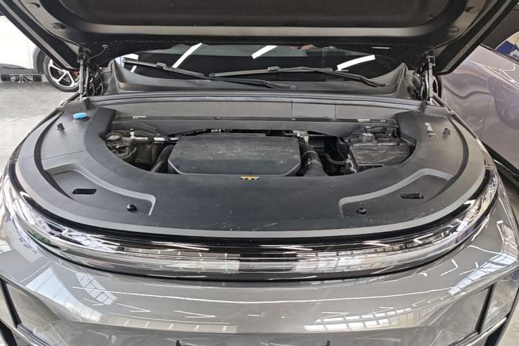 Used Li Auto L7 2023 Air model Engine Bay