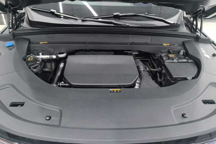 Used Li Auto L7 2023 Max model Engine Bay