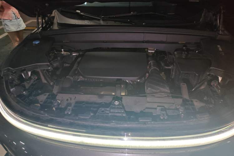 Used Li Auto L7 2023 Max model Engine Bay