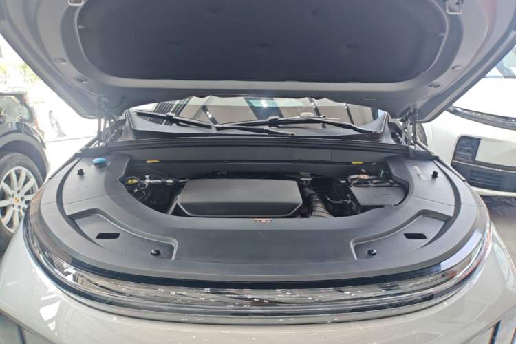 Used Li Auto L7 2023 Max model Engine Bay