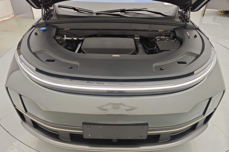 Used Li Auto L7 2023 Max model Engine Bay