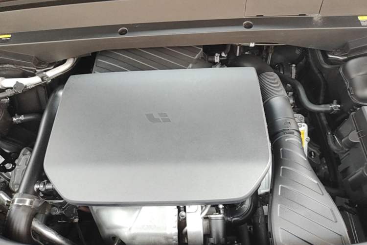 Used Li Auto L7 2023 Pro Model Engine Bay
