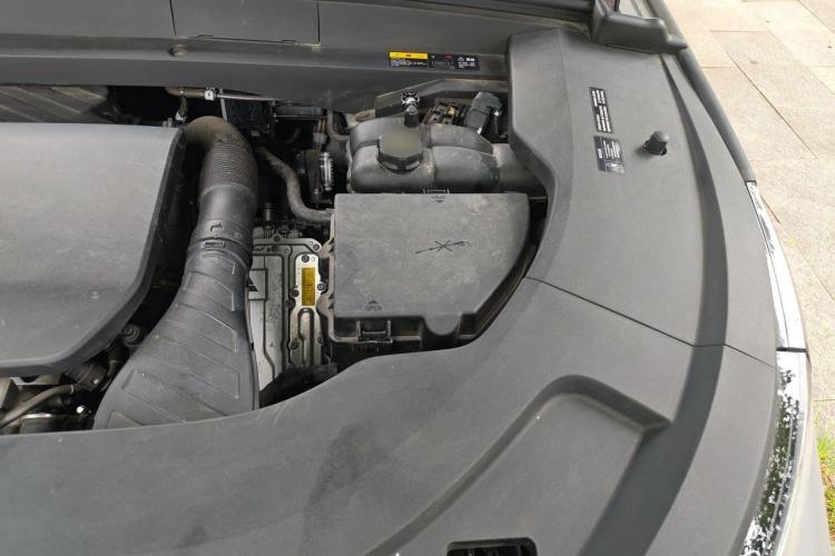Used Li Auto L7 2023 Air model Engine Bay Left
