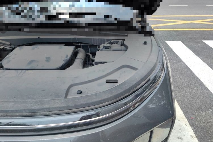 Used Li Auto L7 2023 Pro Model Engine Bay Left
