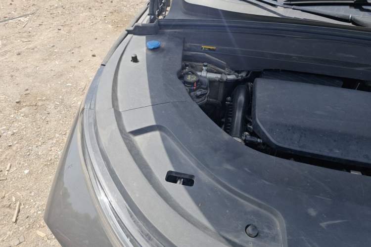 Used Li Auto L7 2023 Pro Model Engine Bay Right