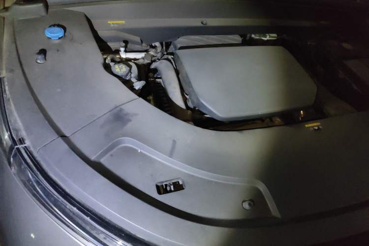 Used Li Auto L7 2023 Air model Engine Bay Right