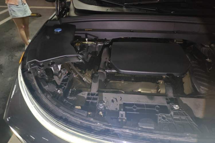 Used Li Auto L7 2023 Max model Engine Bay Right