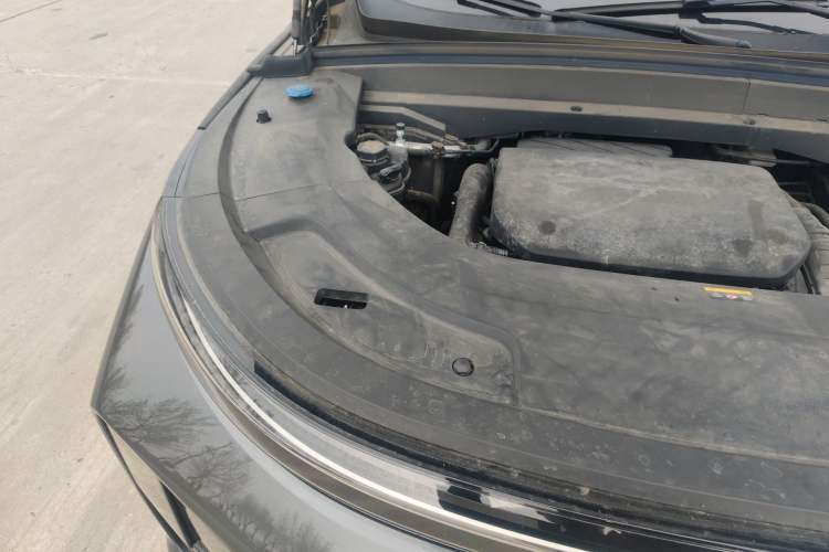 Used Li Auto L7 2023 Max model Engine Bay Right