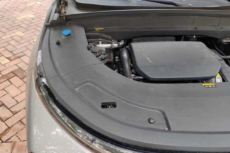 Used Li Auto L7 2023 Air model Engine Bay Right