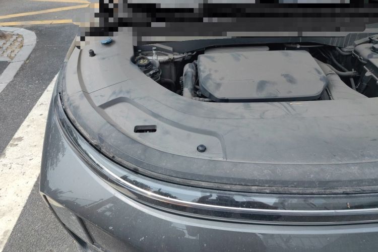 Used Li Auto L7 2023 Pro Model Engine Bay Right