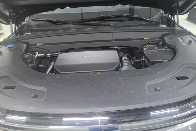 Used Li Auto L7 2023 Air model Engine Bay
