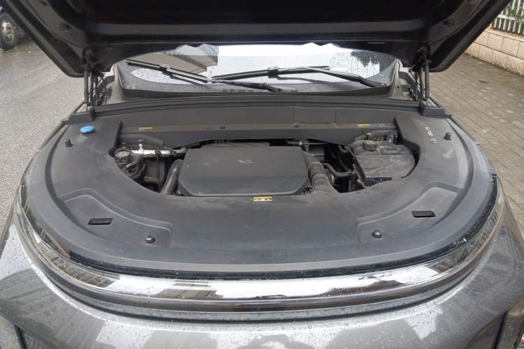 Used Li Auto L7 2023 Pro Model Engine Bay