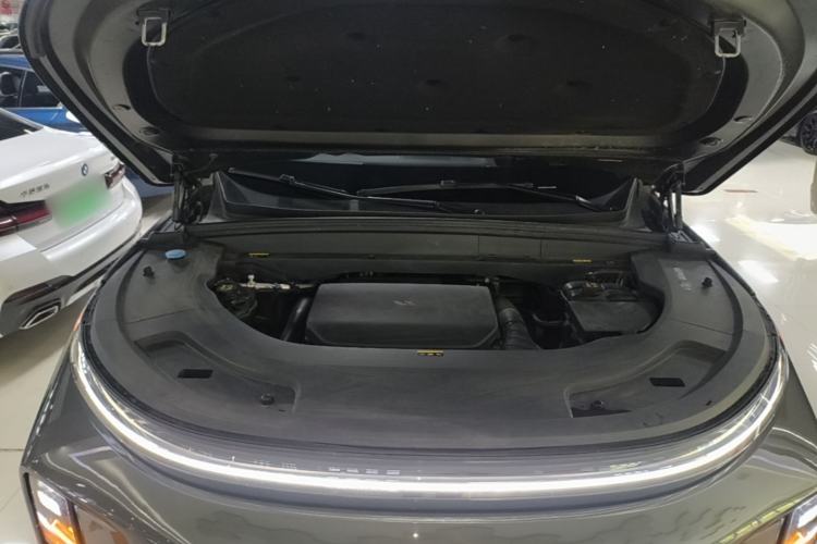 Used Li Auto L7 2023 Air model Engine Bay