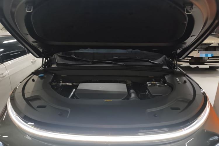 Used Li Auto L7 2023 Max model Engine Bay