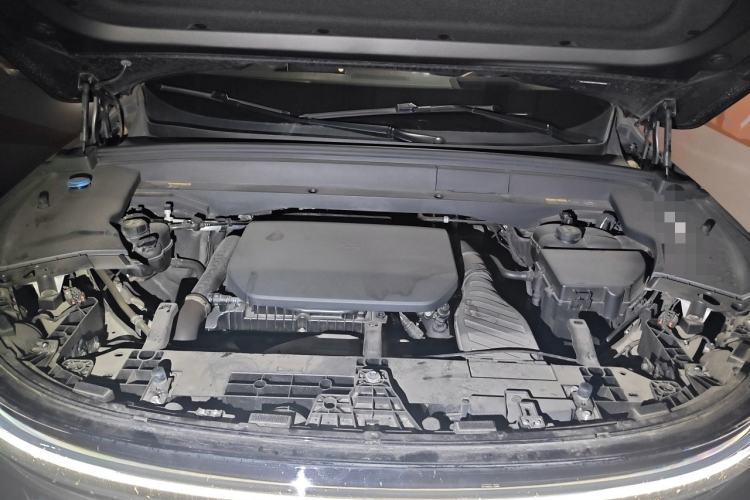 Used Li Auto L7 2023 Air model Engine Bay