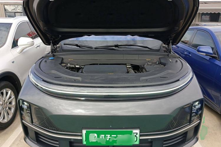 Used Li Auto L7 2023 Pro Model Engine Bay