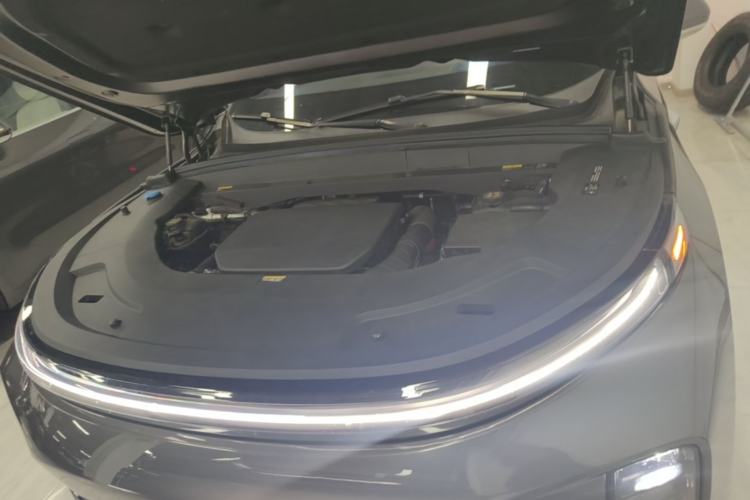 Used Li Auto L7 2023 Air model Engine Bay