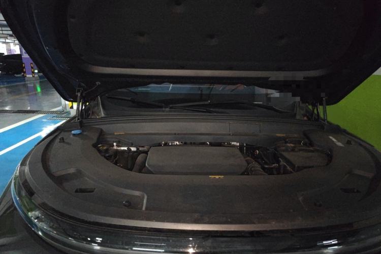 Used Li Auto L7 2023 Pro Model Engine Bay
