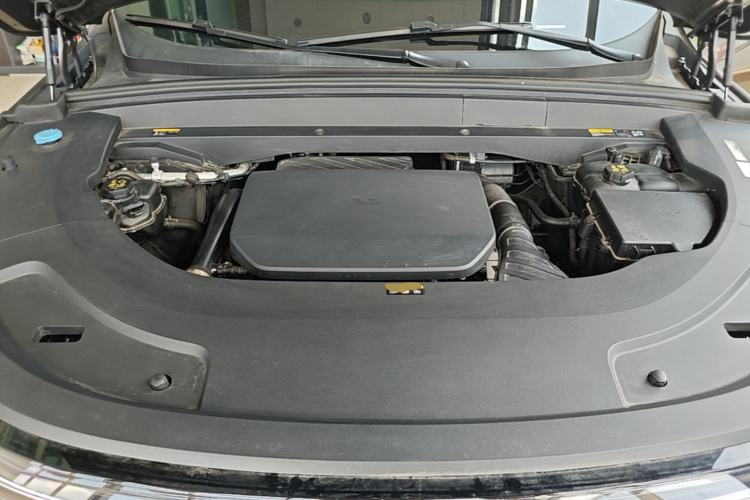Used Li Auto L7 2023 Pro Model Engine Bay