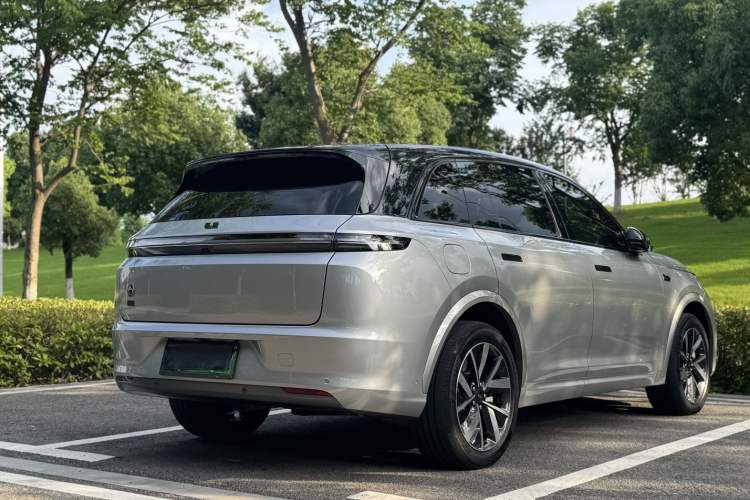 Used Li Auto L7 2023 Air model Exterior 2