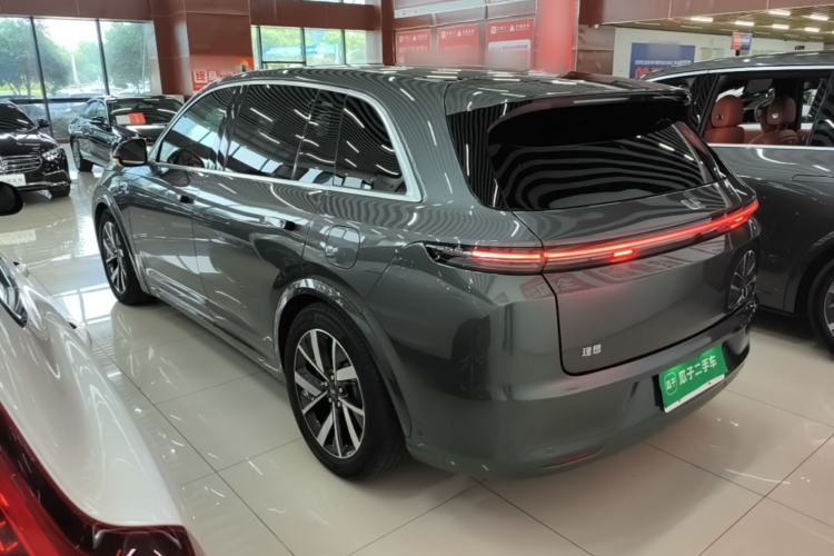 Used Li Auto L7 2023 Pro Model Exterior 2