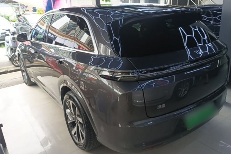Used Li Auto L7 2023 Pro Model Exterior 2
