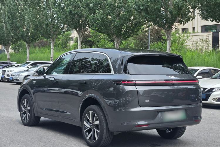 Used Li Auto L7 2023 Pro Model Exterior 5