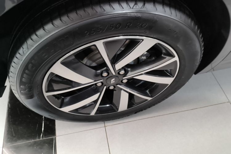 Used Li Auto L7 2023 Pro Model Exterior 6