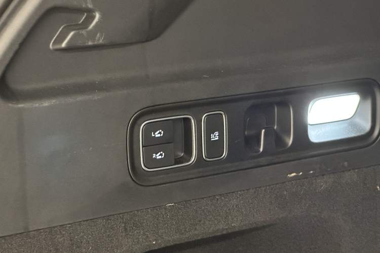 Used Li Auto L7 2023 Max model Exterior 8