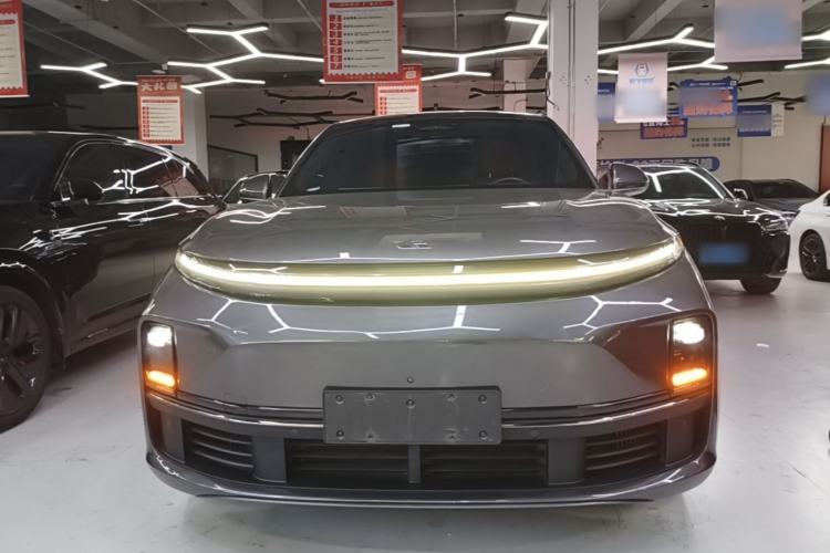 Used Li Auto L7 2023 Pro Model Front