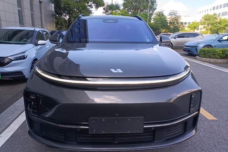 Used Li Auto L7 2023 Pro Model Front