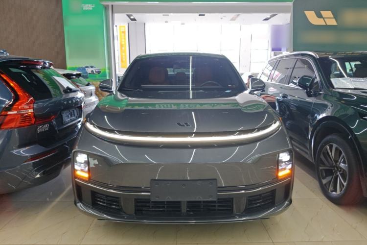 Used Li Auto L7 2023 Pro Model Front