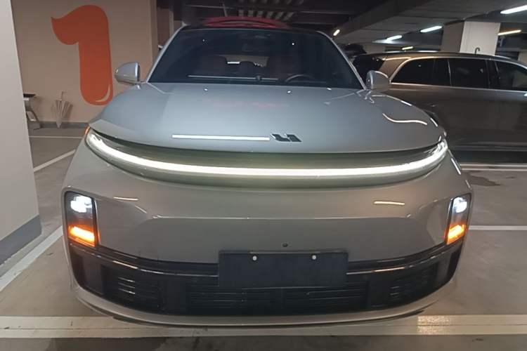Used Li Auto L7 2023 Pro Model Front