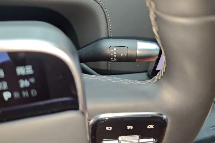 Used Li Auto L7 2023 Air model Gear Lever