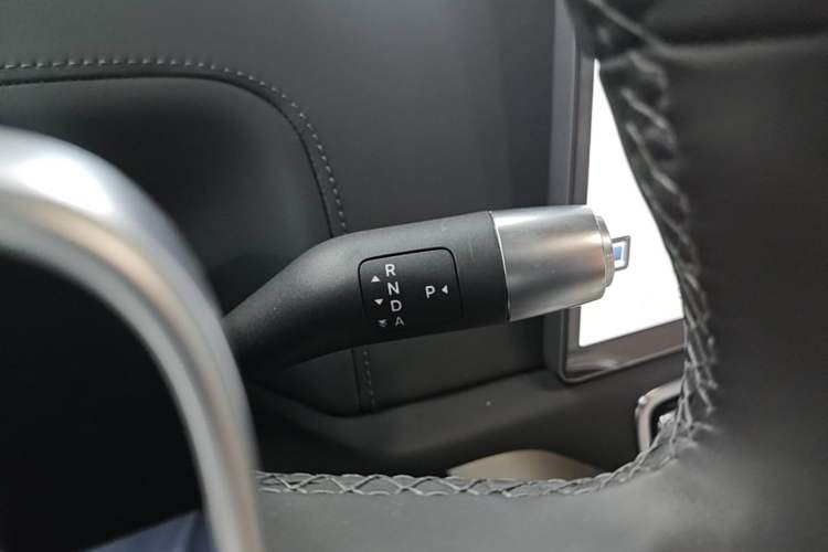 Used Li Auto L7 2023 Pro Model Gear Lever