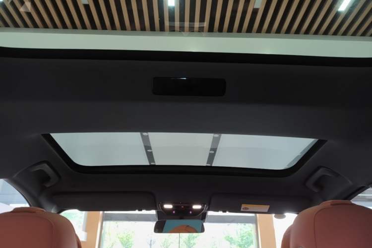 Used Li Auto L7 2023 Air model Headliner