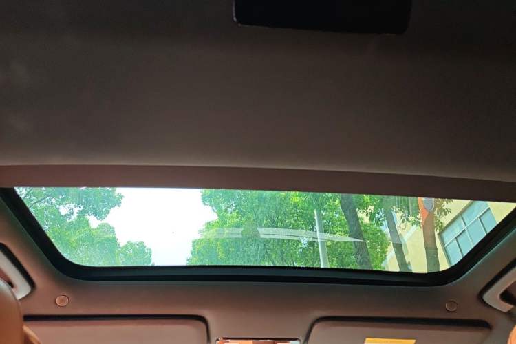 Used Li Auto L7 2023 Pro Model Headliner