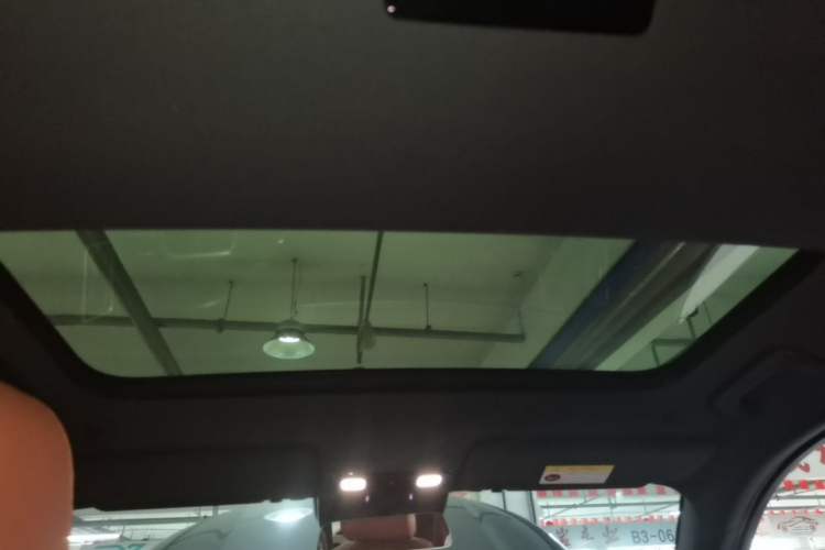 Used Li Auto L7 2023 Pro Model Headliner