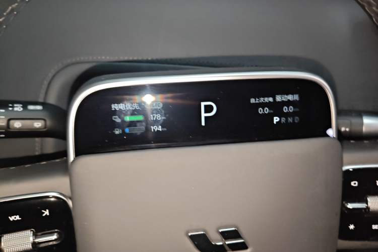 Used Li Auto L7 2023 Air model Instrument Cluster