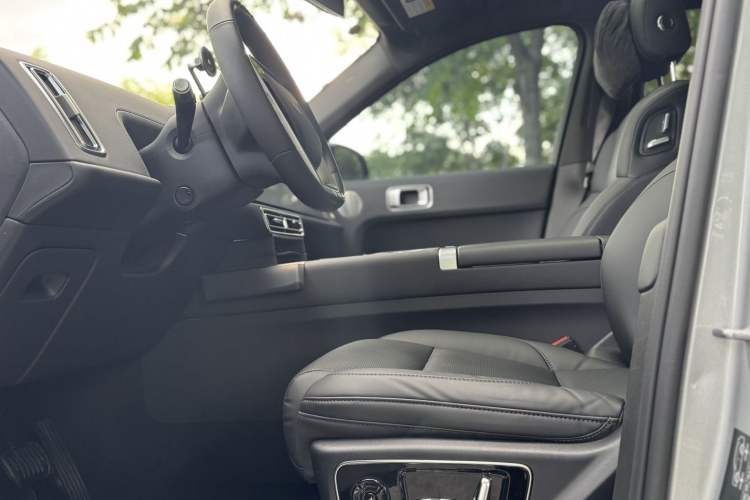 Used Li Auto L7 2023 Air model Interior 2