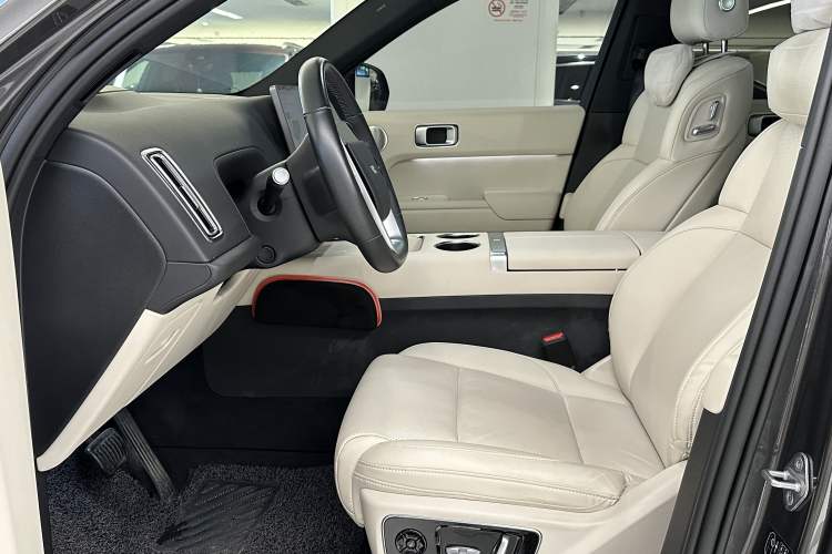 Used Li Auto L7 2023 Max model Interior 6