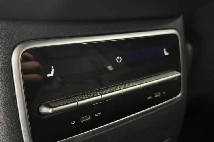 Used Li Auto L7 2023 Air model Interior 8