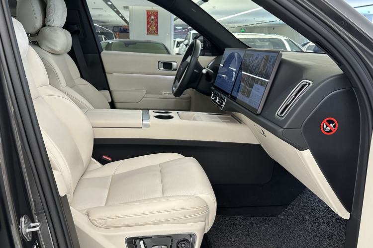 Used Li Auto L7 2023 Max model Interior 8