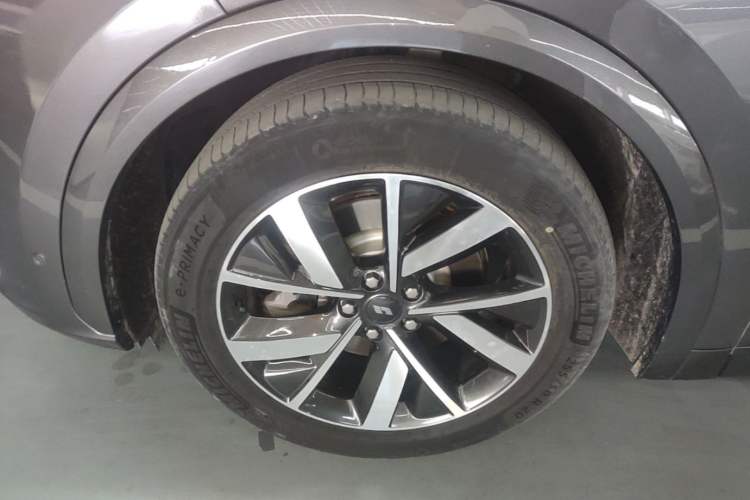 Used Li Auto L7 2023 Pro Model Left Front Wheel Hub