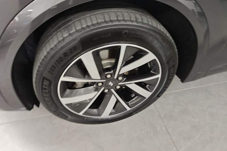 Used Li Auto L7 2023 Pro Model Left Front Wheel Hub