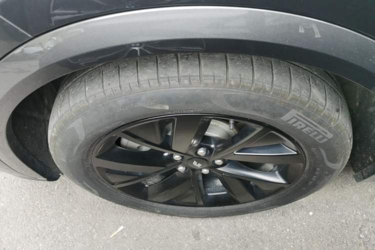Used Li Auto L7 2023 Pro Model Left Front Wheel Hub