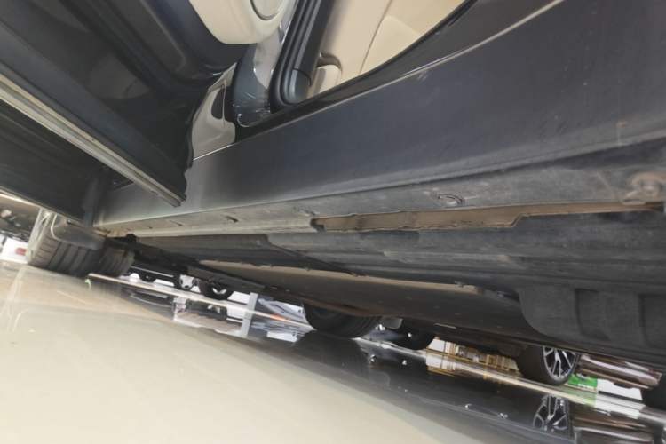 Used Li Auto L7 2023 Pro Model Left Side Sill