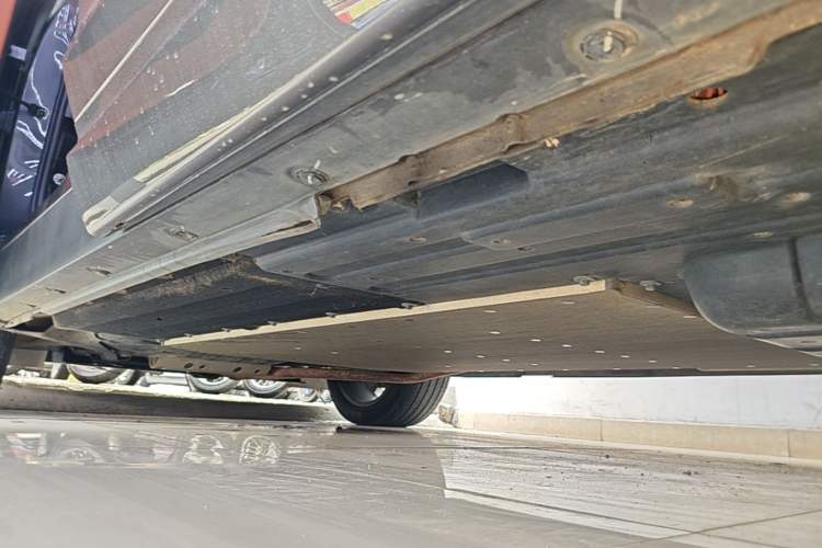Used Li Auto L7 2023 Pro Model Left Side Sill