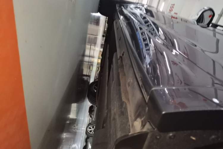 Used Li Auto L7 2023 Pro Model Left Side Sill
